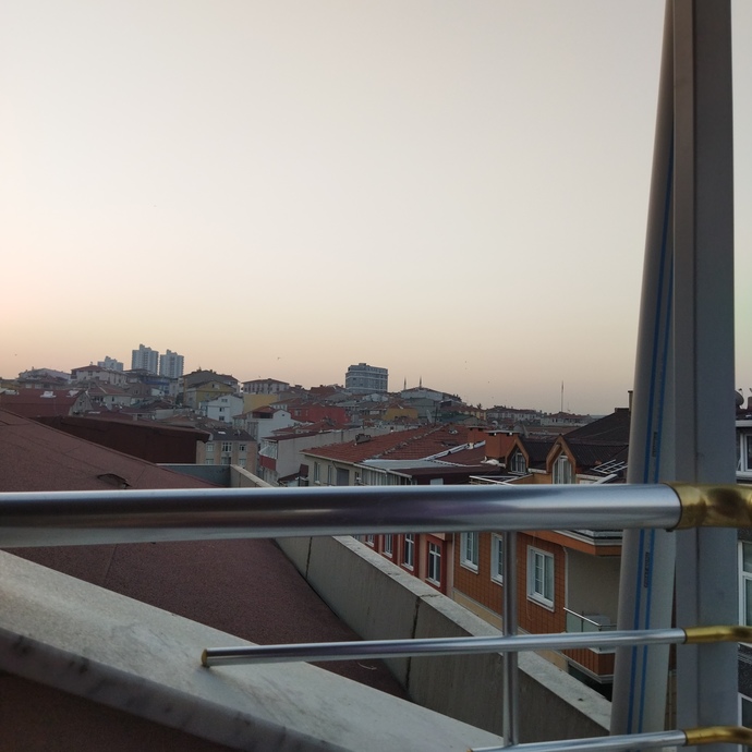 Çatı katında yaşamanın zorlukları nelerdir?
