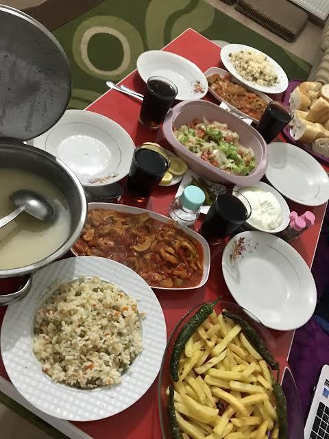 Öğrenciyken en çok yediğin yemek neydi?