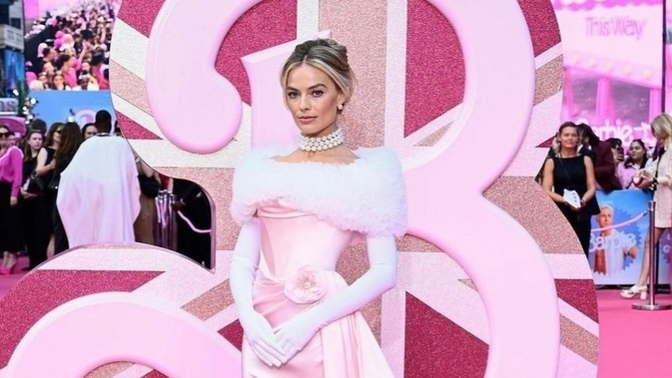 Sizce Margot Robbie Barbie için en uygun kişi miydi?