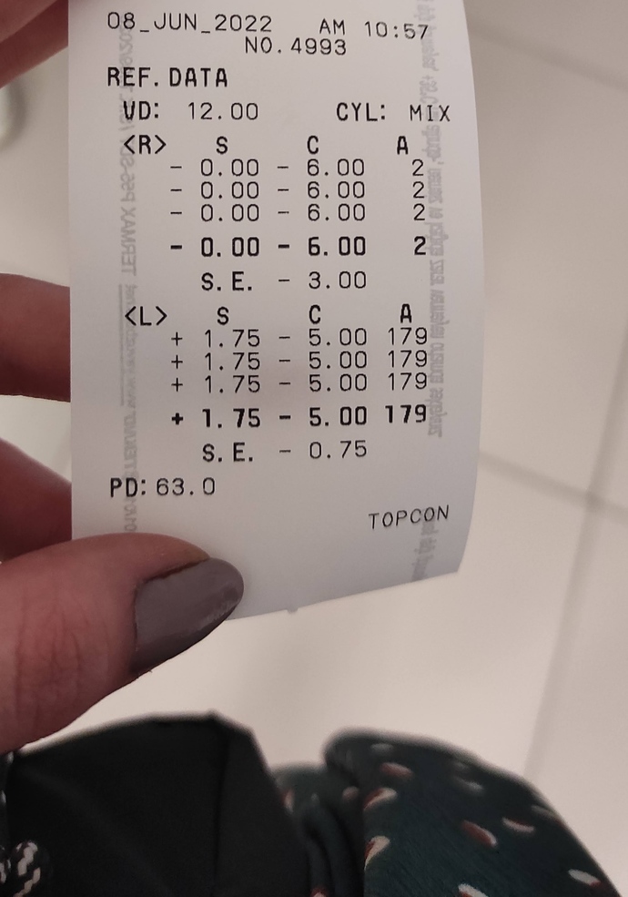 Göz doktorum lens kullanamazsın dedi ama başka bi doktor kullanabilirsin dedi lens kullanmak istiyorum gözlük çok zorluyor