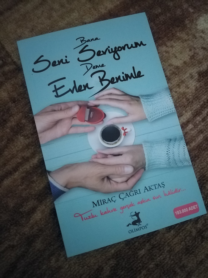 Bu aralar okuduğunuz bir kitap var mı?