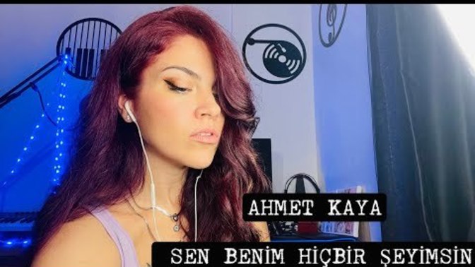 Çok sevdiğin bir şarkı ve tekrar tekrar dinlermizin?