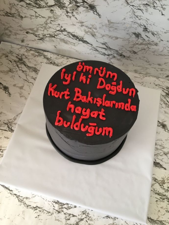 2 gün sonra sevgilimin doğum günü. Pastanın üzerine ne yazdırabilirim?