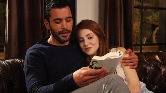 Şiir okuyan erkek romantik midir, sıkıcı mı?