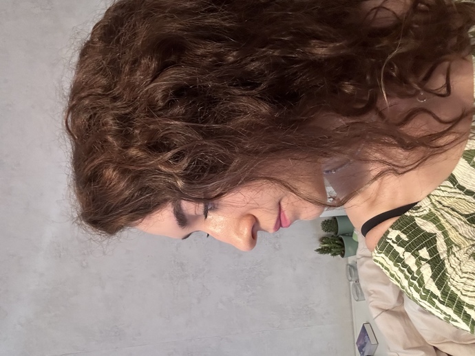 Burnum kemerli ama mutluyum. Kusurlarınızı sever misiniz?