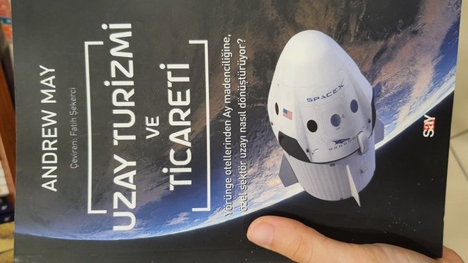 Aklınıza koyduğunuz o kitabı alıp sonra yerine farkli kitap aldiğiniz oluyor mu?