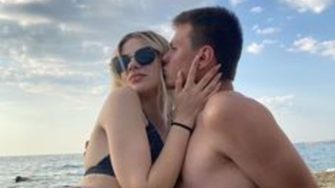 Sıcak havalarda sevgilinizle denize gitmek sizi iyi ve huzurlu hissettirir mi?