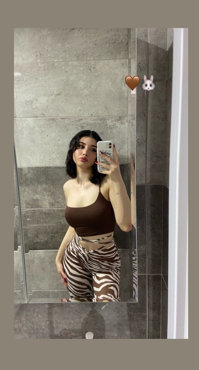 İlk buluşma için hangi kombin gider?