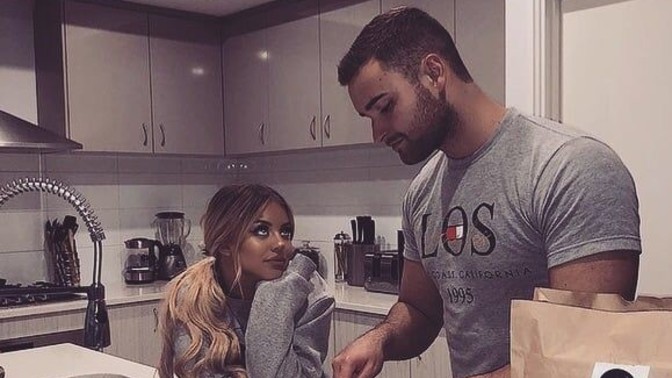 Her konuda uyum sağlayan sevgili ideal midir, sıkıcı mı?
