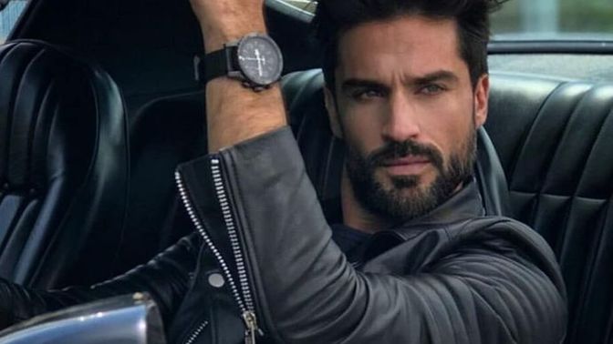 Beğendiğim bir saat var ama marka değil diye takmaya utanıyorum. İnsanlar dalga geçer mi?