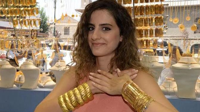 Eşiniz arabasını yenilemek istese altınlarınızı verir miydiniz?