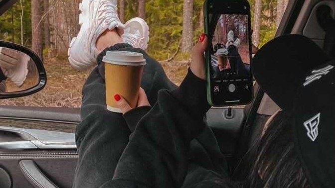 Erkekler baskın kadınları aldatmaya daha mı meyilli?