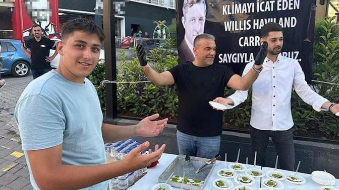 Adanalılar, klimanın mucidi Carrier hayrına tatlı dağıttı. Siz klimanın mucidi için ne yapardınız?