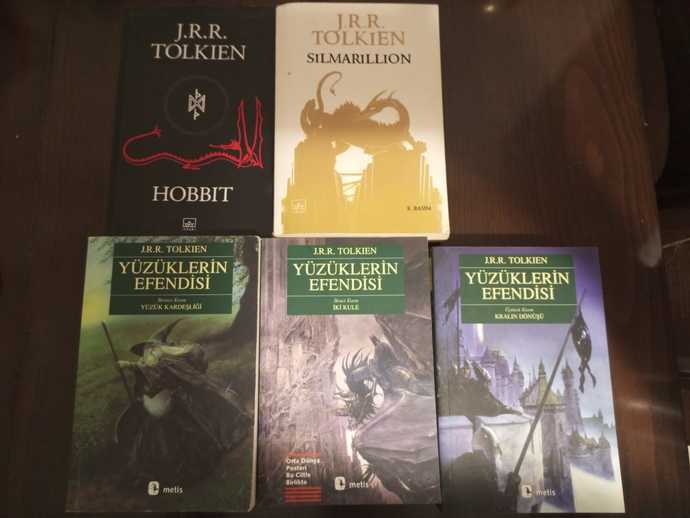 Kitap koleksiyonunuz var mı?