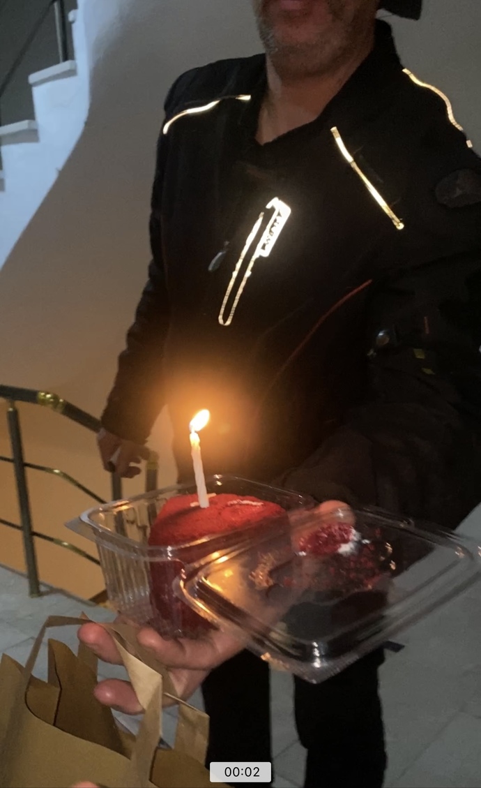 Bugün doğum günüm, mutluluğumu sizinle paylaşmak istiyorum. Sizin ne zaman 💕?