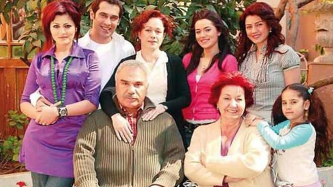 Büyüdükçe farklı karakterlere hak verdik. Sizce Yaprak Dökümü'nde kim haklıydı?