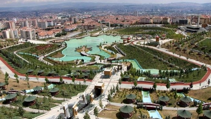 Okuduğu üniversite ve bölümünü en detaylı anlatan 2 kişiye 150'er TL Amazon çeki hediye!