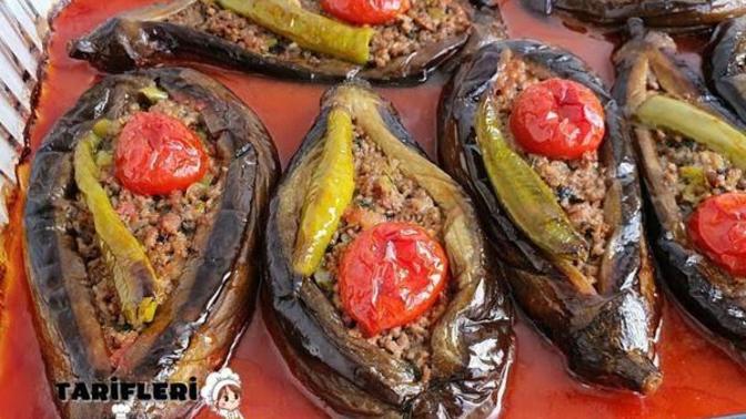 Kıyma kavururken önce soğanı mı yoksa kıymayı mı pişirirsiniz?