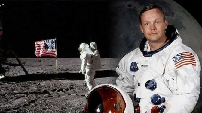 Sence, Neil Armstrong' un sözü mantıklı mı asıl "Benim için büyük, insanlık için küçük bir adım" demesi gerekmez miydi, ne dersin?