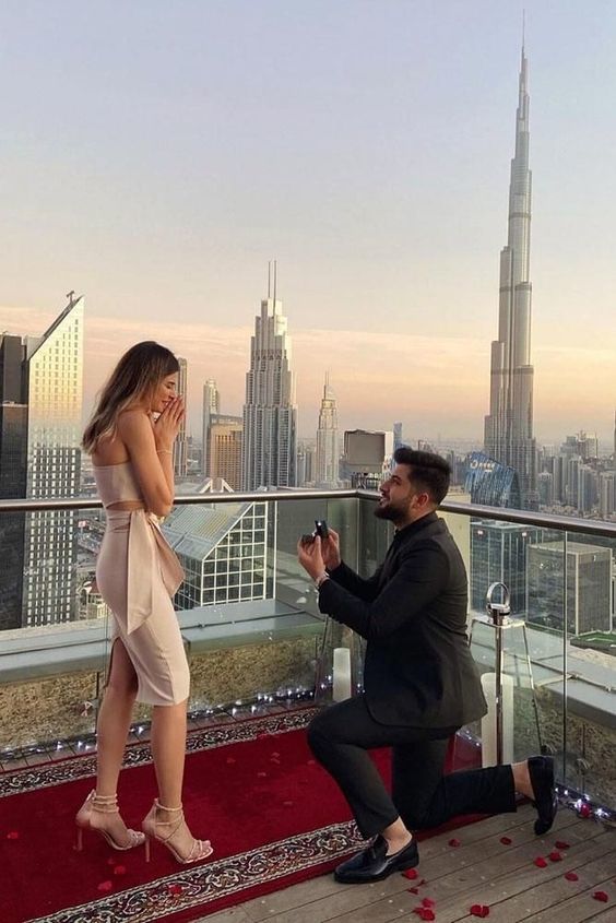 Aşık olduğum kişiyle değil bana aşık olanla nişanlandım, sizce mutlu olabilir miyim?