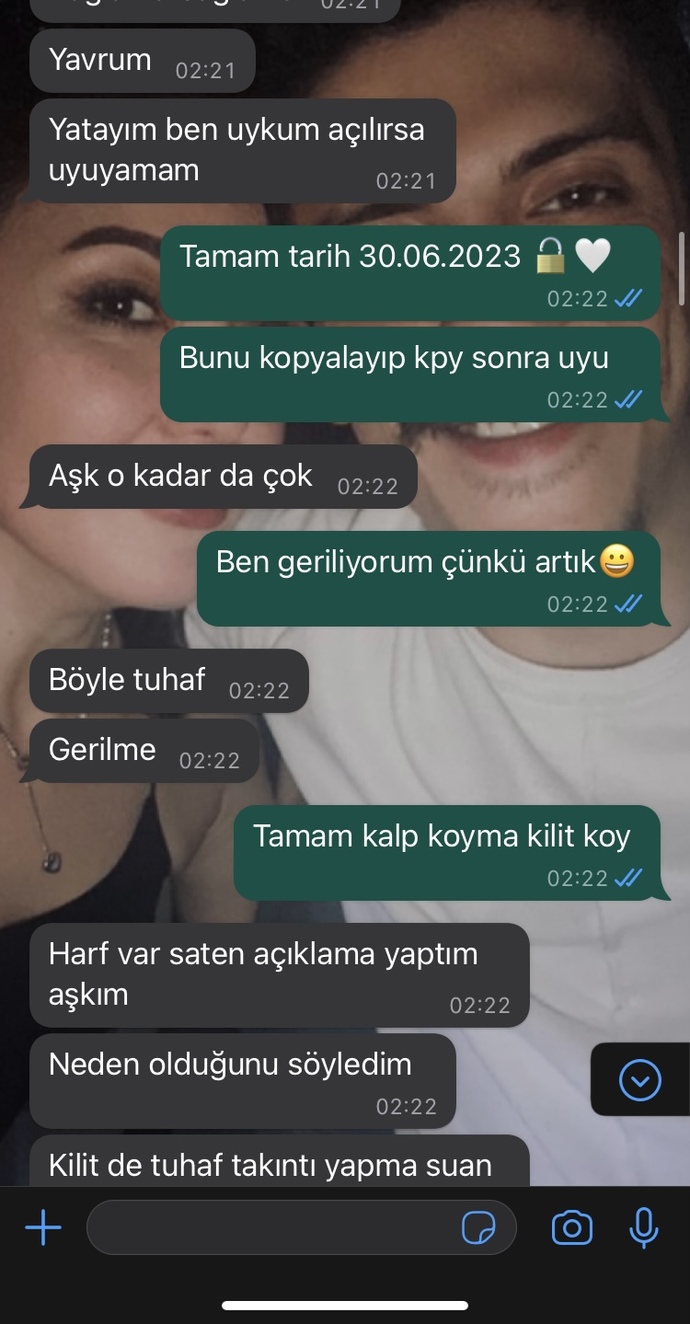 Erkek arkadaşımla 1 ay oldu ama kız takip ediyor. İstediklerimi yapmıyor, ne yapayım?