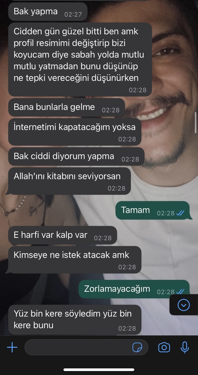 Erkek arkadaşımla 1 ay oldu ama kız takip ediyor. İstediklerimi yapmıyor, ne yapayım?