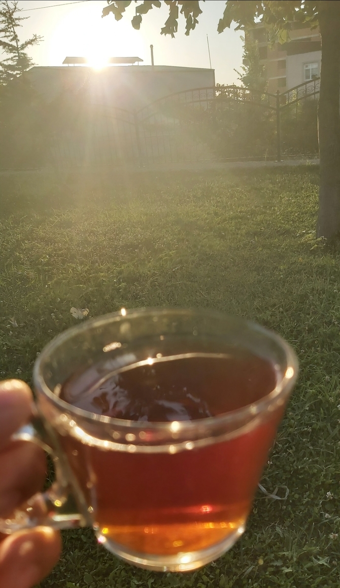 Sıcaklarda çay içmek kekoluk mudur?