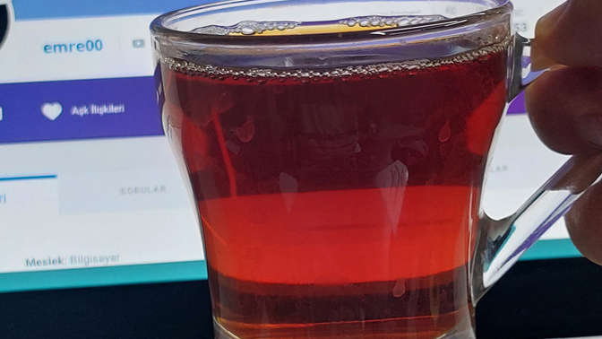 Sıcaklarda çay içmek kekoluk mudur?
