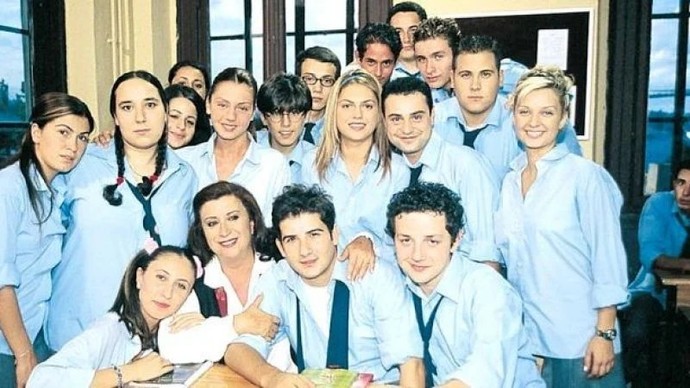 Hey gidi eski günler, kumanda için evde kavga çıkardı. En sevdiğiniz TV dizisi hangisiydi?