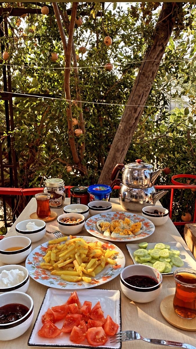 Ben de şimdi gidip kaffaltı hazırlıyım 😋