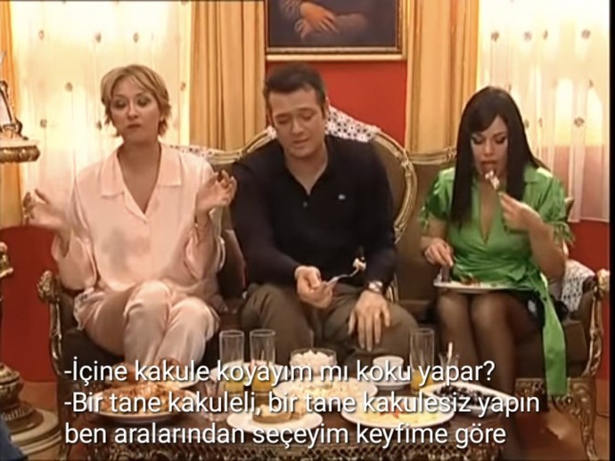Evinize yemeğe gelen misafirlerin ukala tavırlarına anlayış gösterir misiniz?