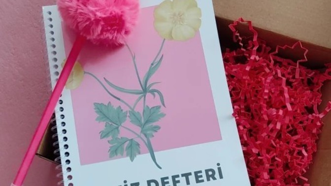Sevgilim çeyiz defteri almış, sizce bu bir işaret mi? ne anlamalıyım 🐣🍭?