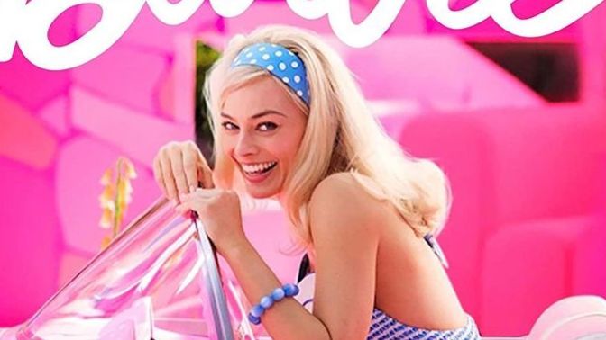 Erkek adam Barbie filmi izlemeye gider mi?