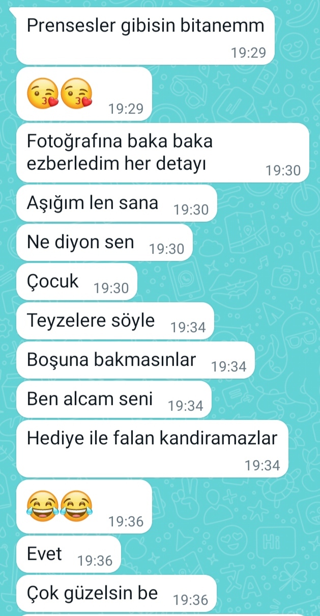 Beni seviyormudur?