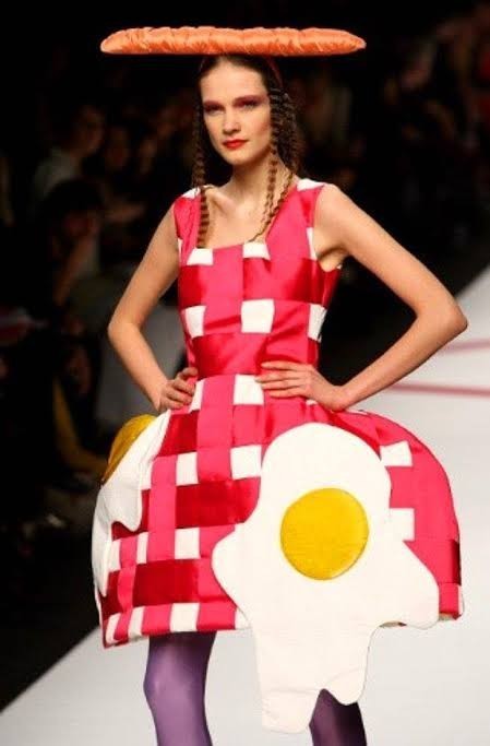 'Böyle moda olmaz olsun' dediğiniz bir görsel paylaşır mısınız?