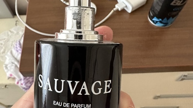 Kızlar etkileniyor diye bu parfümden aldım 3 bine sıksam etkilenir mi kızlar sevgilim olur mu?