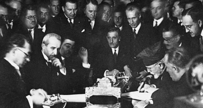 Lozan Antlaşmasının 100. yılı kutlu olsun! Lozan Antlaşması hakkında ne düşünüyorsunuz?