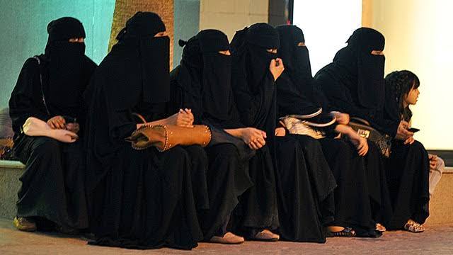 Sizce aile yapısı ve toplum neye göre şekillenmeli?