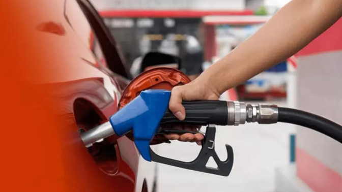 Benzine 2 lira zam geldi. Zamlara artık şaşırıyor musunuz?