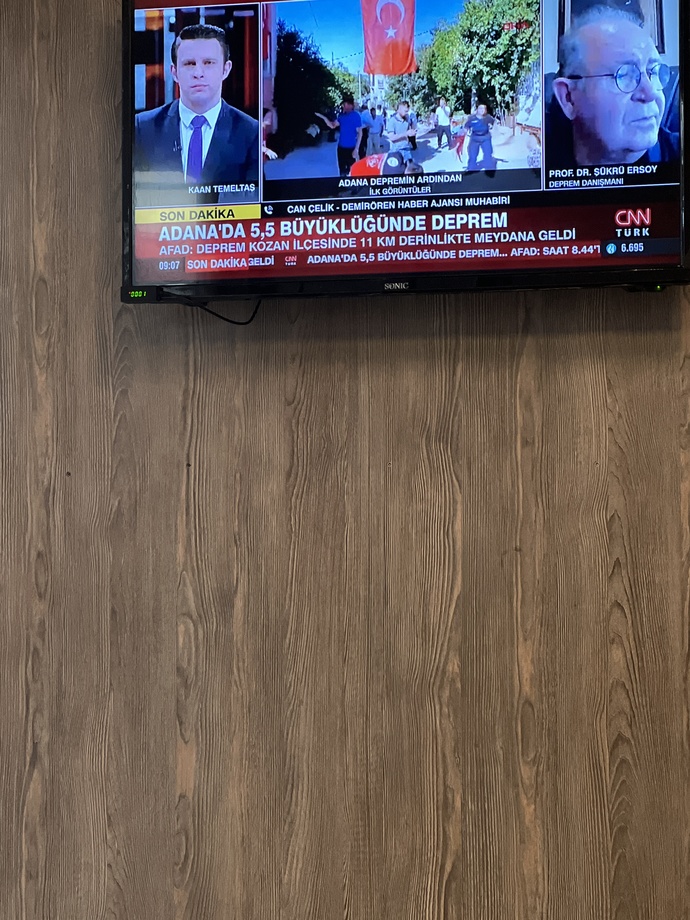Yine deprem oldu hisseden var mı 🥺?