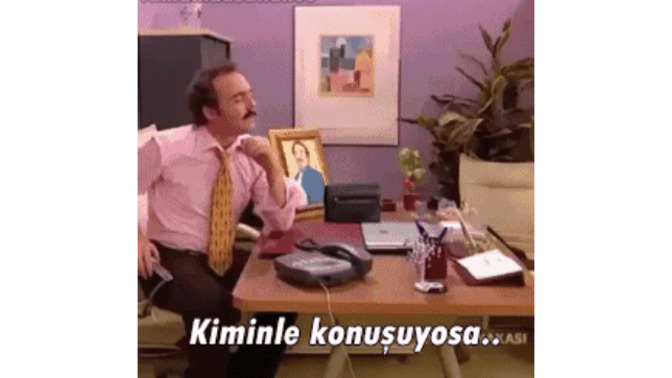 "Gerekçeli nedenler dışında" mesaja geç cevap vermek, kişinin kendisini önemli hissettirmeye çalışması mıdır?