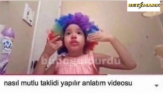 Yüzü gülüp içi mutsuz olan insanlar var midir?