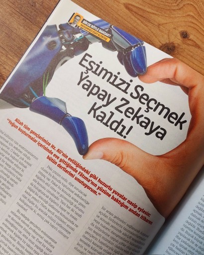 Yapay zeka tarafından yaratılmış bir kadın sizce nasıl görünüyor, çok gerçekçi değil mi?