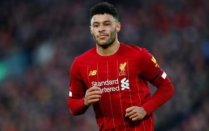 Beşiktaş Alex Oxlade-Chamberlain ile görüşme halinde! Sizce transfer biter mi?