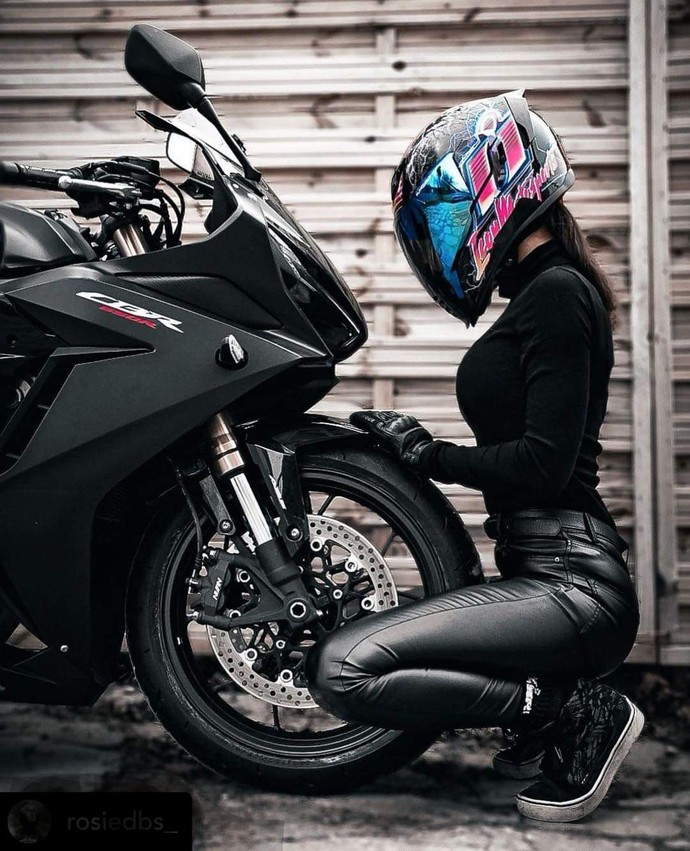 Motor sürmek kadına mı yoksa erkeğe mi daha çok yakışıyor?