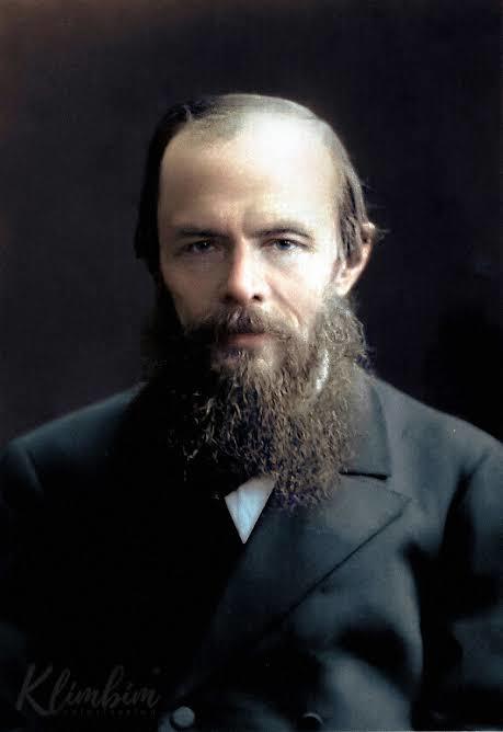 Sadece birini okuyabilecek olsaydınız Dostoyevskiyi mi seçerdiniz Tolstoyu mu?