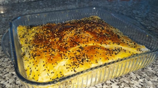 Börek benden çay sizden var mısınız?
