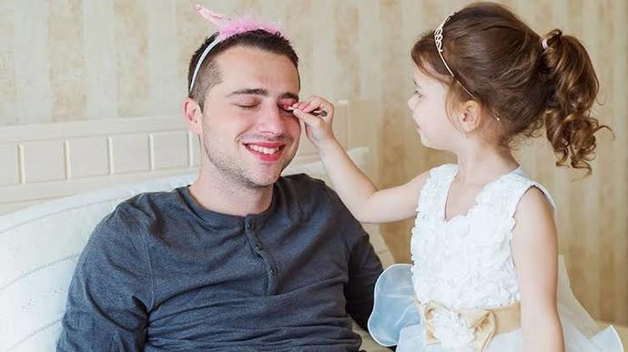 Doğal bi makyaj istiyorum cınım. 😂
