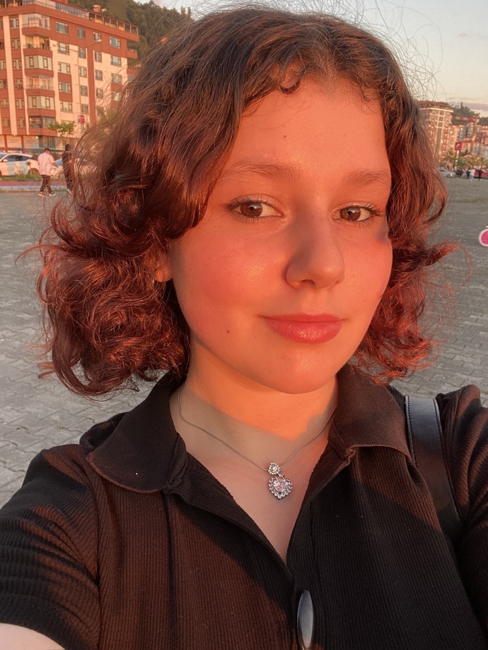 Hangi saç modeli daha çok yüzüme yakışıyor?
