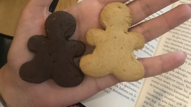 Bu kurabiyeler çok tatlı değil mi?